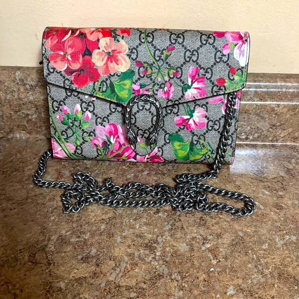 Gucci Dionysus Supreme Blooms